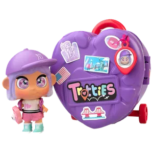 Muñeca Mini Trottie Famosa con Troley en Forma de Corazón